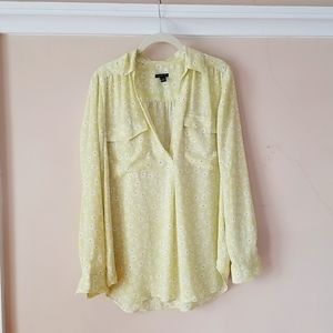 Ann Taylor key lime green floral white daisy popover  blouse spring 2020 sz M